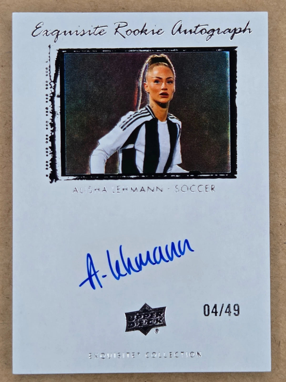 2025 Exquisite Alisha Lehmann 2009-10 Rookie Auto Tribute 04/49 front